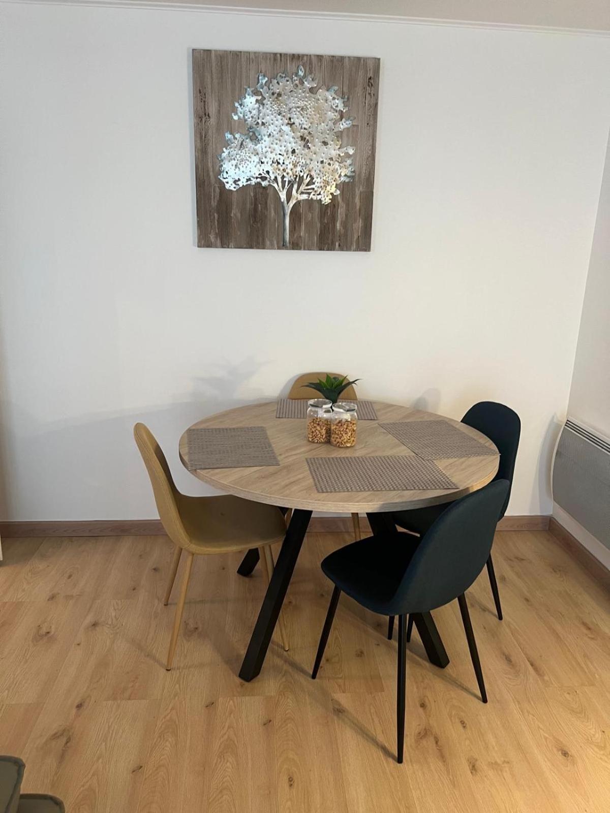 Champion Suites Sarcelles Εξωτερικό φωτογραφία