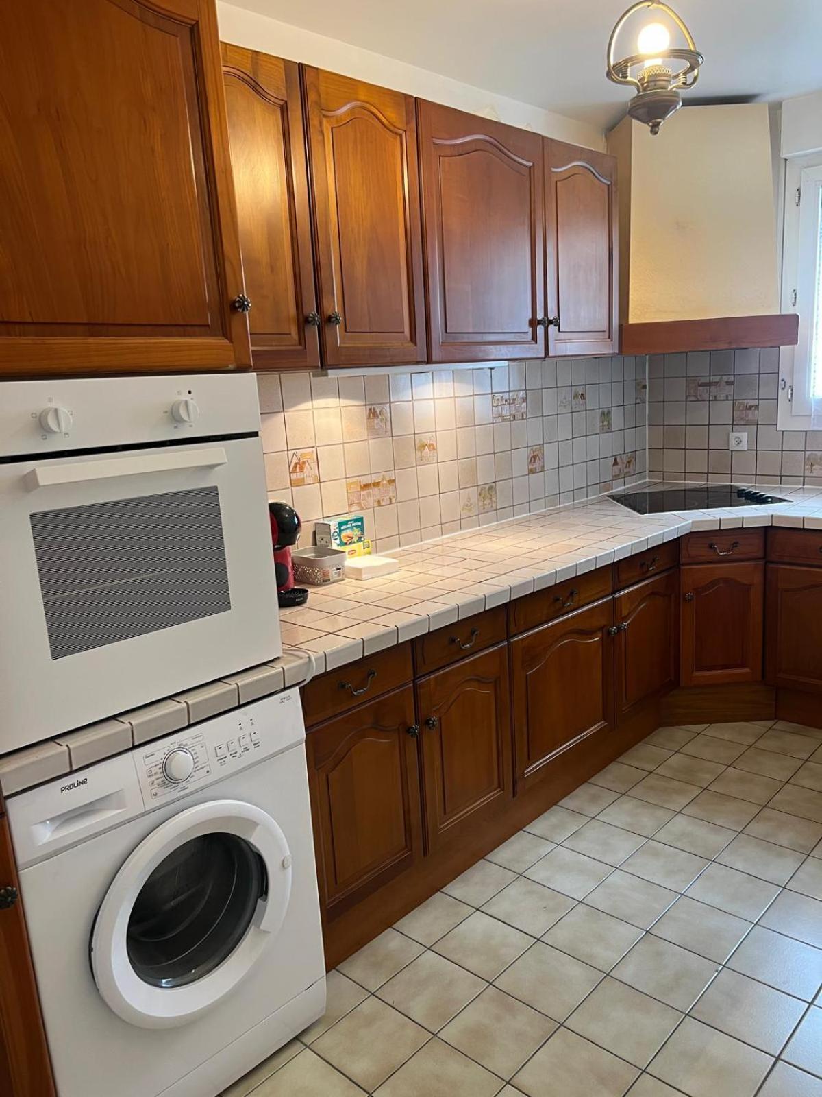Champion Suites Sarcelles Εξωτερικό φωτογραφία