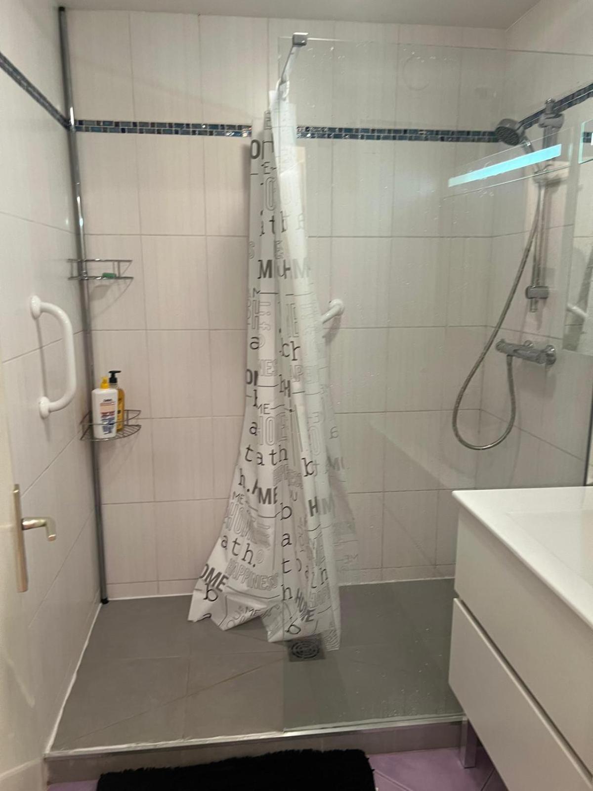 Champion Suites Sarcelles Εξωτερικό φωτογραφία